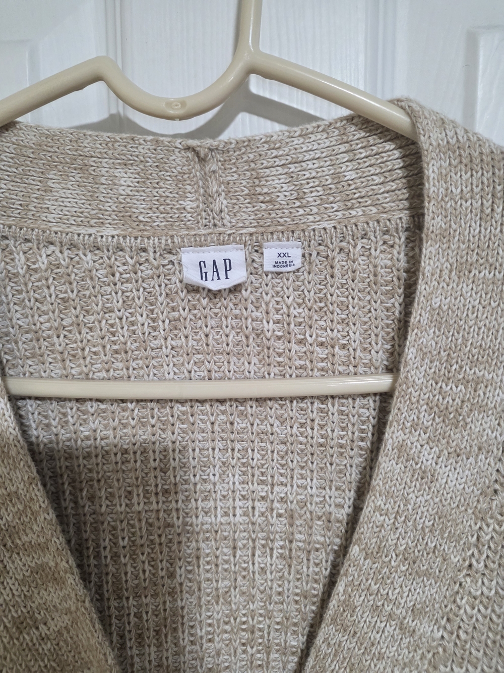 GAP Women's Cream Knit Button-Up Cardigan Sweater - Picture 6 of 9